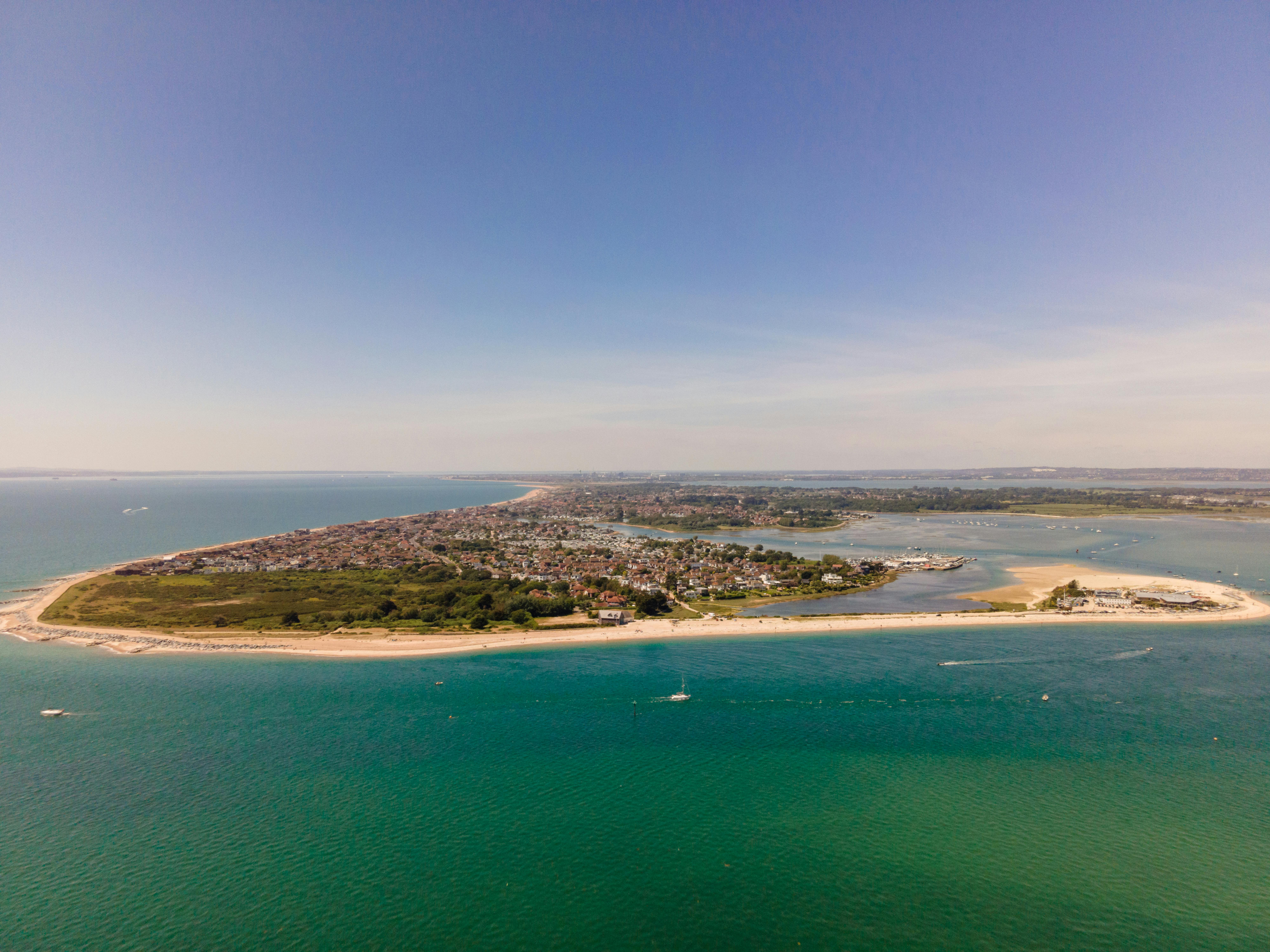 Become an Avon Representative in Hayling Island