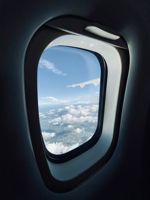 Immagine gratuita di aeroplano, nuvole, sopra le nuvole
