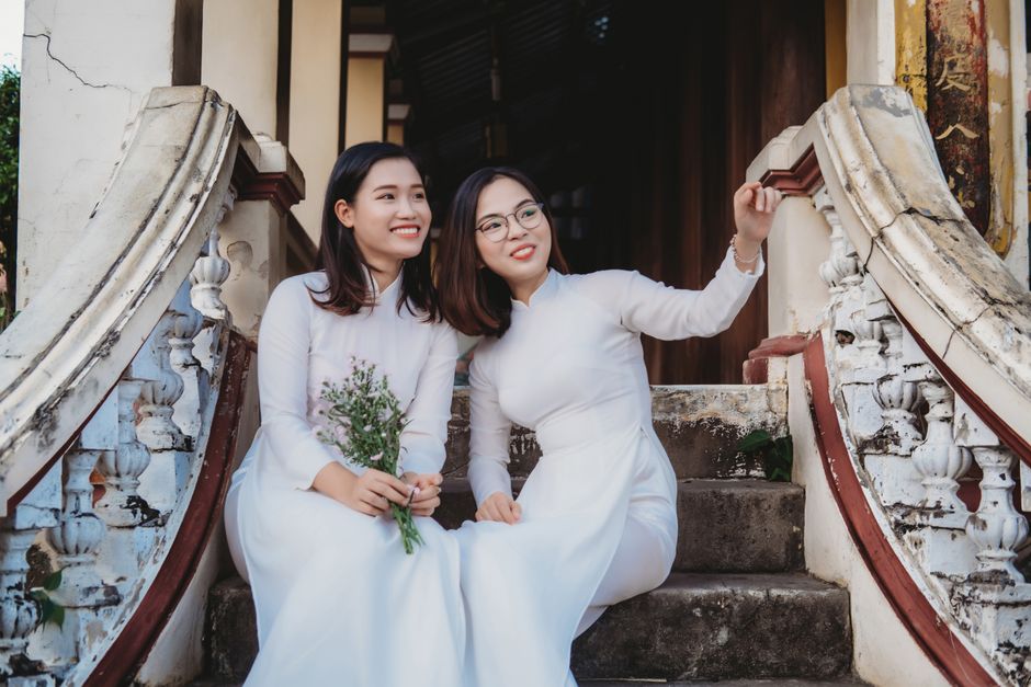 ao dai white traditional