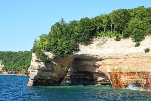 pictured rocks boat