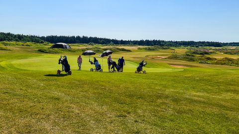 Reserve days and the problem of weather in a compressed tournament