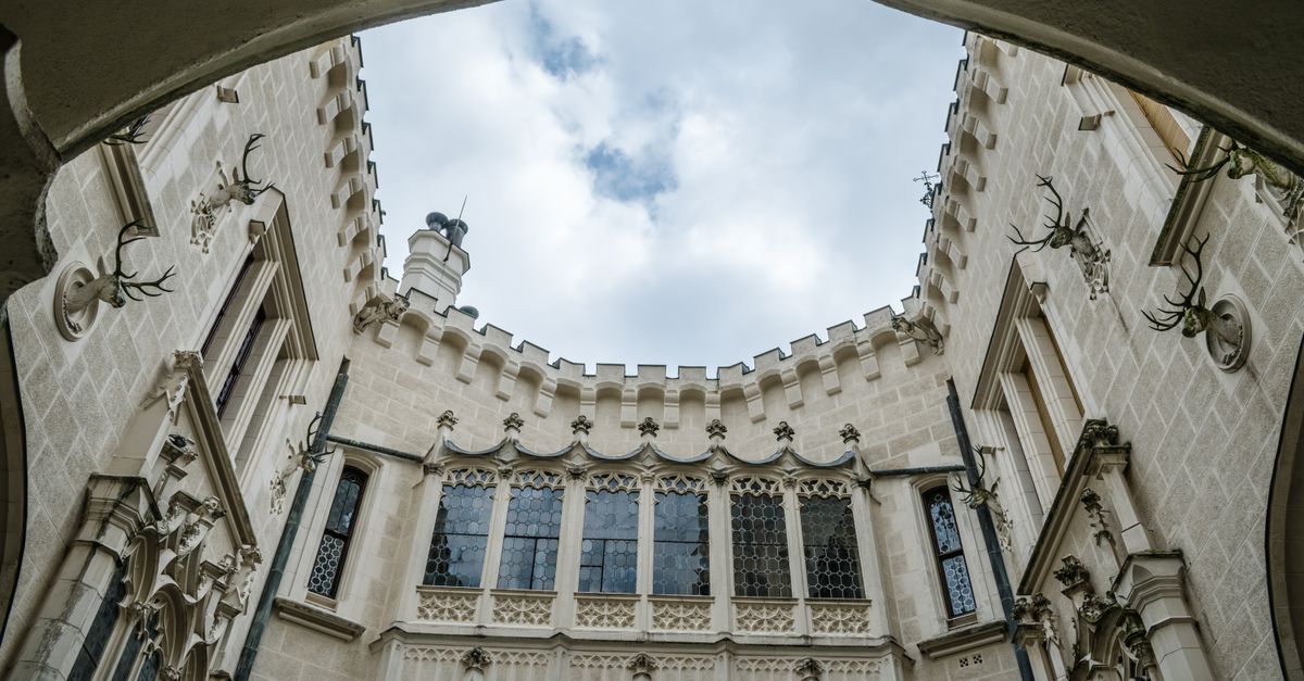 Château Dessin : Art Déco Tutoriel 2026