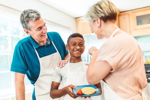 Imagine de stoc gratuită din a fi părinte, adoptat, african american boy