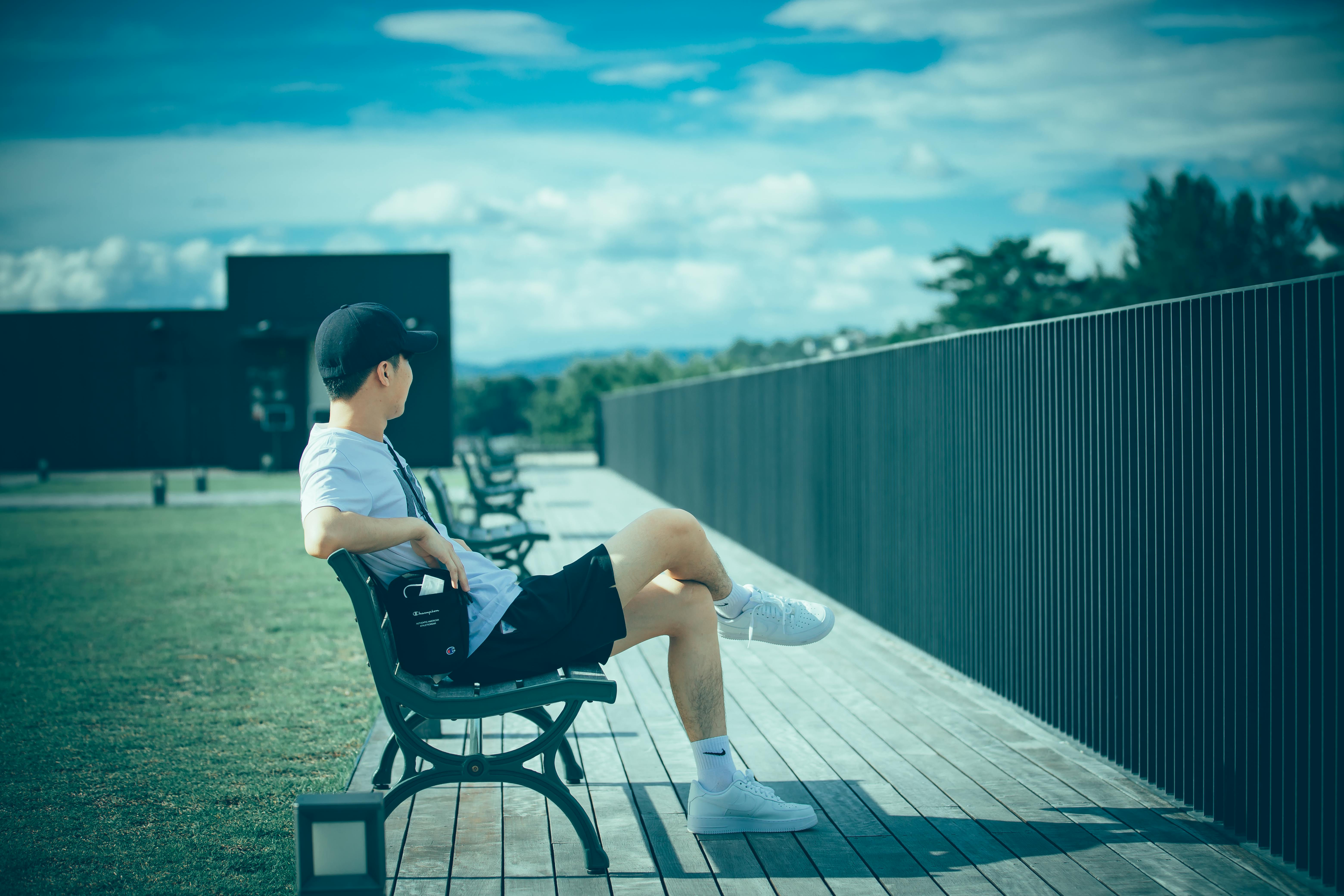 Opinion | Life Is Too Short for Frequent-Flyer Miles — Photo by Thắng Văn on Pexels