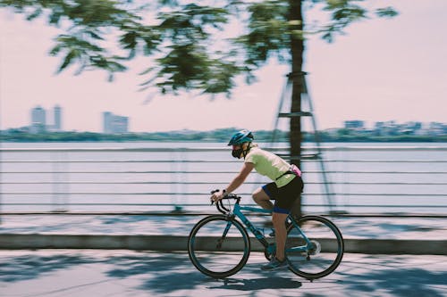 бесплатная Бесплатное стоковое фото с велосипед, велосипедист, велосипедный спорт Стоковое фото