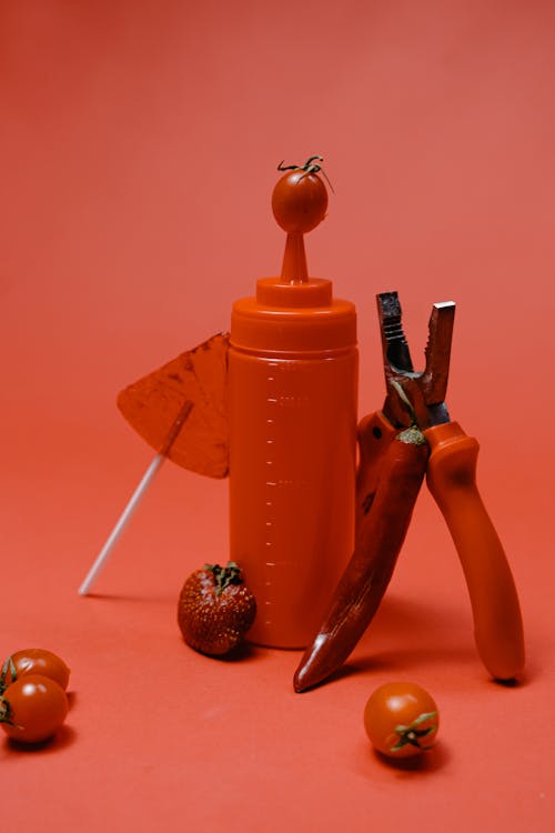 Darmowe zdjęcie z galerii z czerwone tło, jedzenie, konceptualny