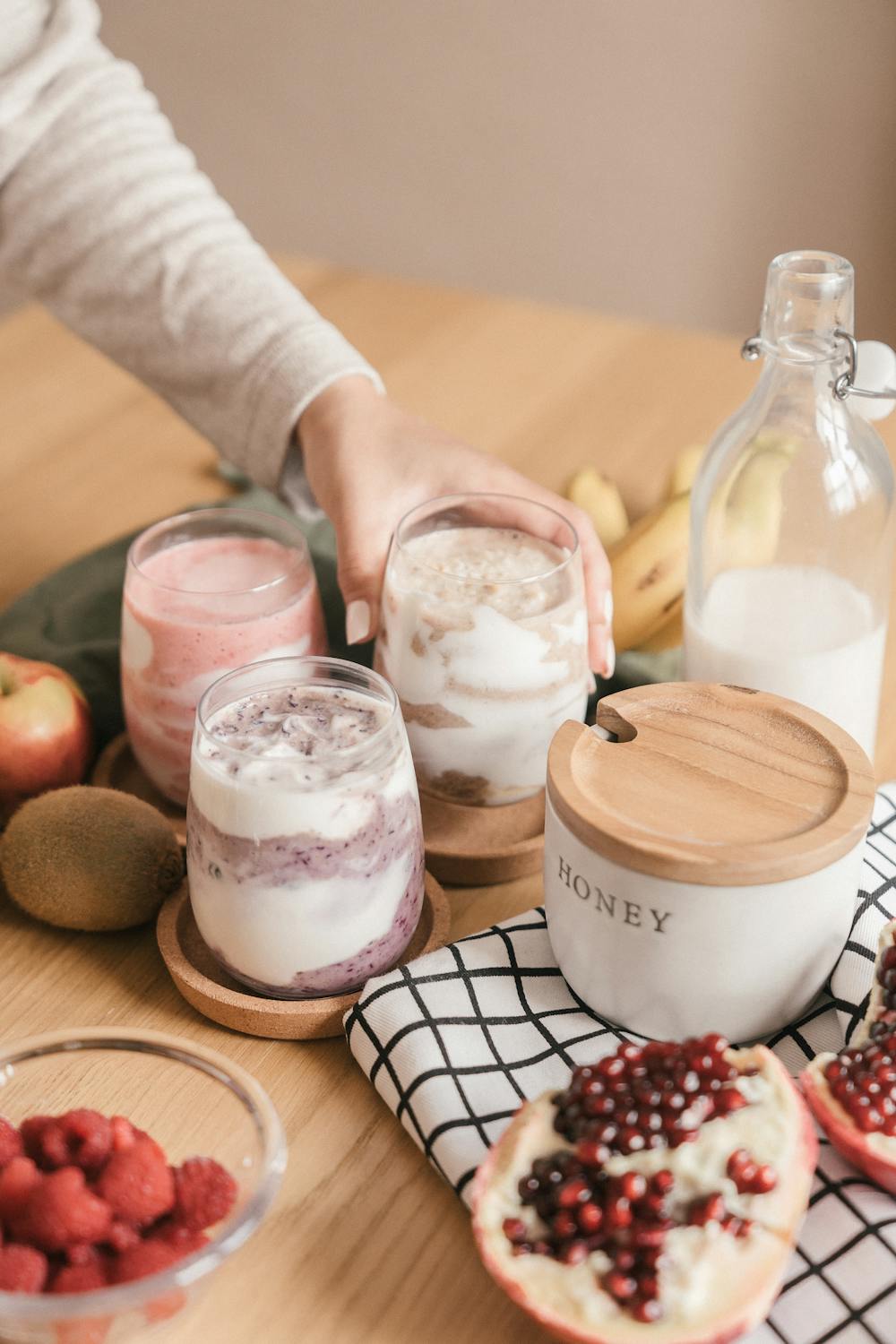 Apple Crumble Yogurt Parfait