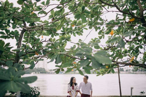 Free Бесплатное стоковое фото с Азиатская пара, близость, влюбленные Stock Photo