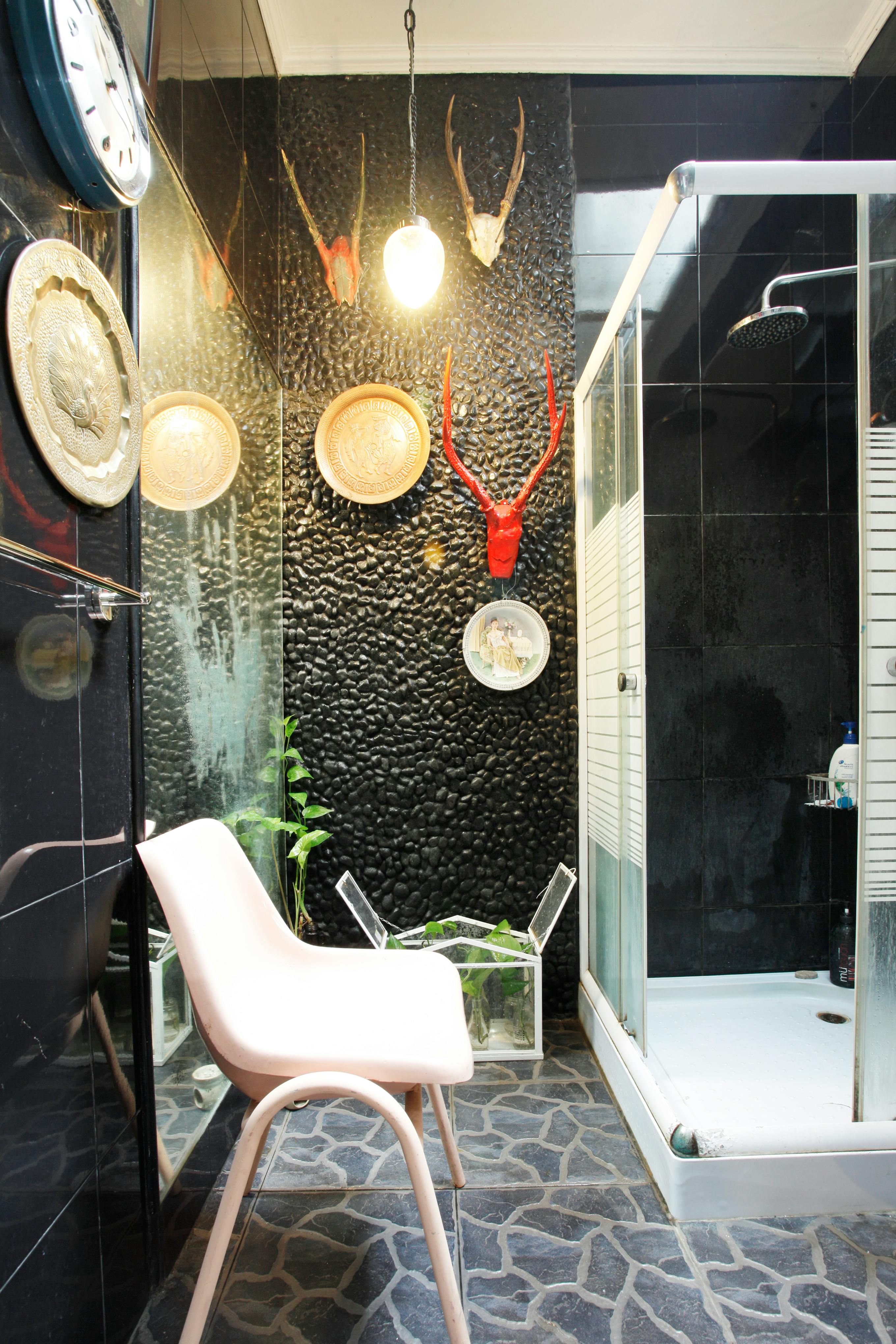 grátis Banheiro Moderno Com Cabine De Chuveiro Foto profissional