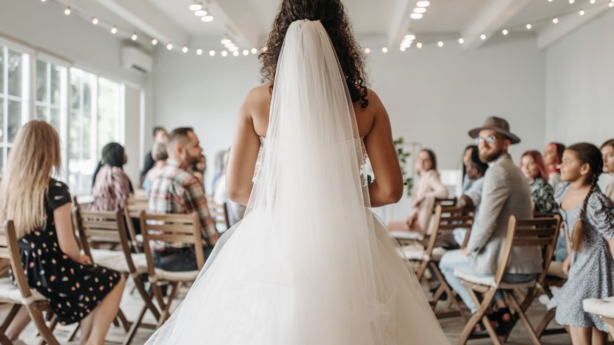 Memphis Wedding DJ Guide: Where Music Lives