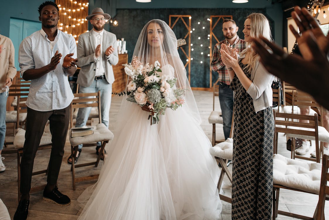 결혼 사진, 백인 사람들, 베일의 무료 스톡 사진