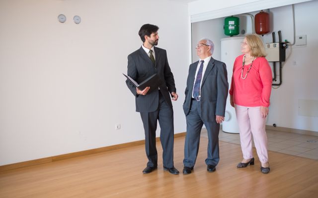 Vendere casa con una rete immobiliare a Montecchio Maggiore: cosa valutare prima di firmare – Keyspace – Agenzia immobiliare a Vicenza e provincia venditore casa consulenza