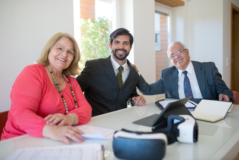 successful debt recovery team meeting with client - Business debt collection services successful debt recovery team meeting with client - Business debt collection services