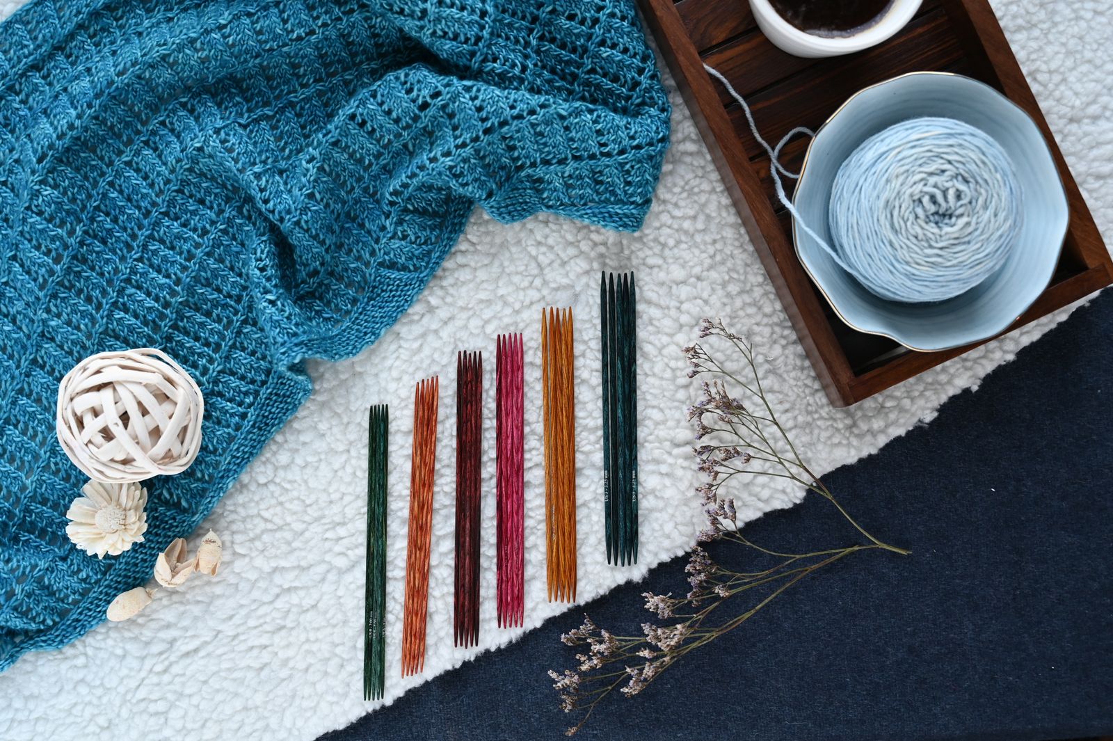 Yarn needles and sweater