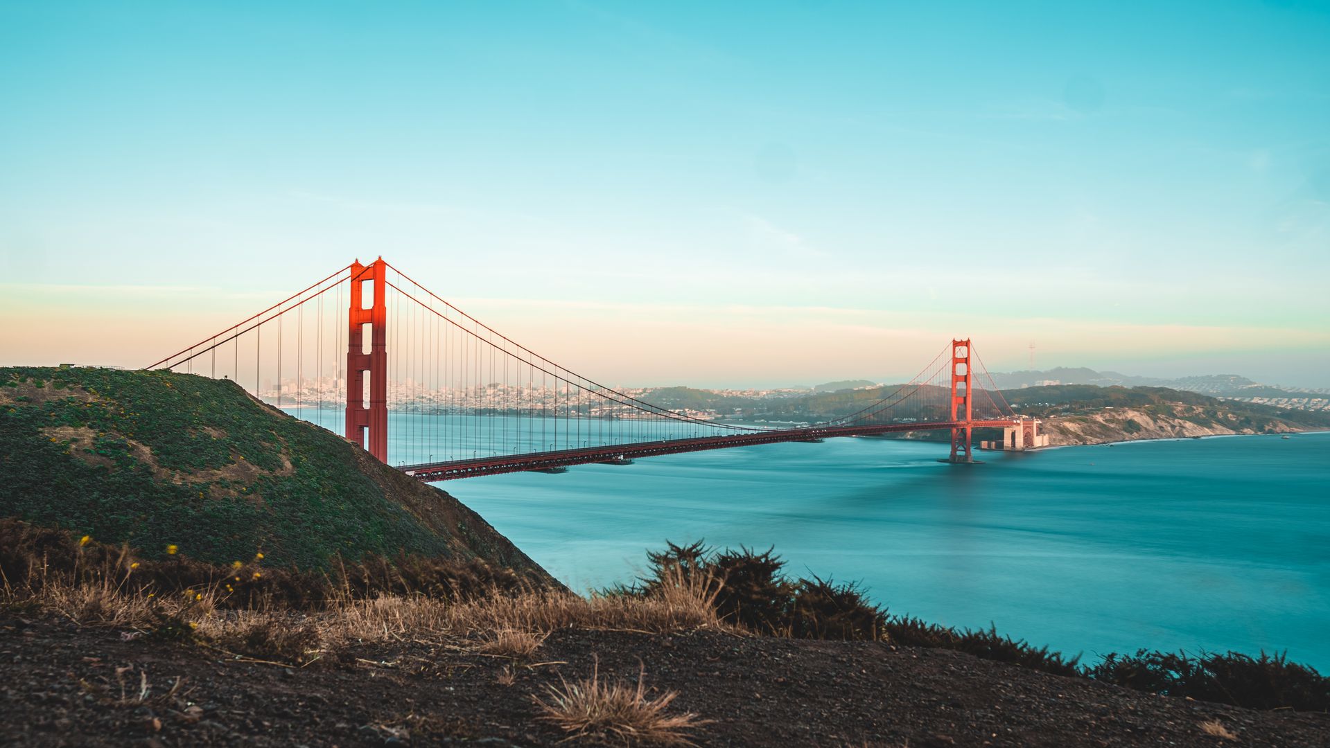 San Francisco Travel Guide: What First-Timers Need to Know