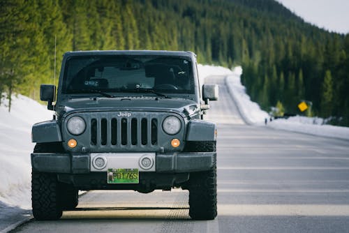 Fotos de stock gratuitas de 4x4, aparcado, automóvil