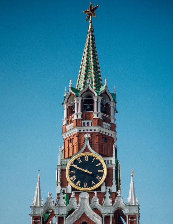 Clock of the Spasskaya Tower · Free Stock Photo
