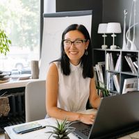Mrs. Chí Hiếu