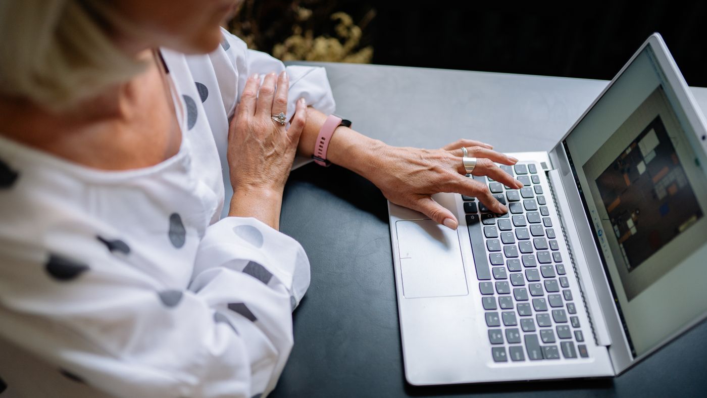Three Online Business Models You Can Start Without a Product