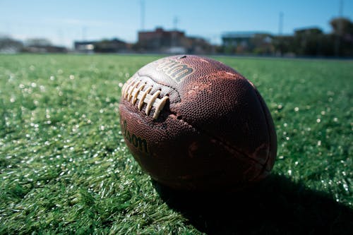 フィールド, フットボール, ボールの無料の写真素材
