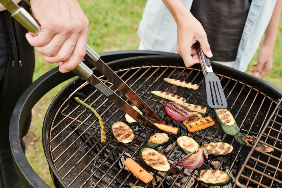 “陽キャ”ブラマヨ小杉のBBQめぐる持論に“陰キャ”花澤香菜が反論「考えられない」(スポニチアネックス)
