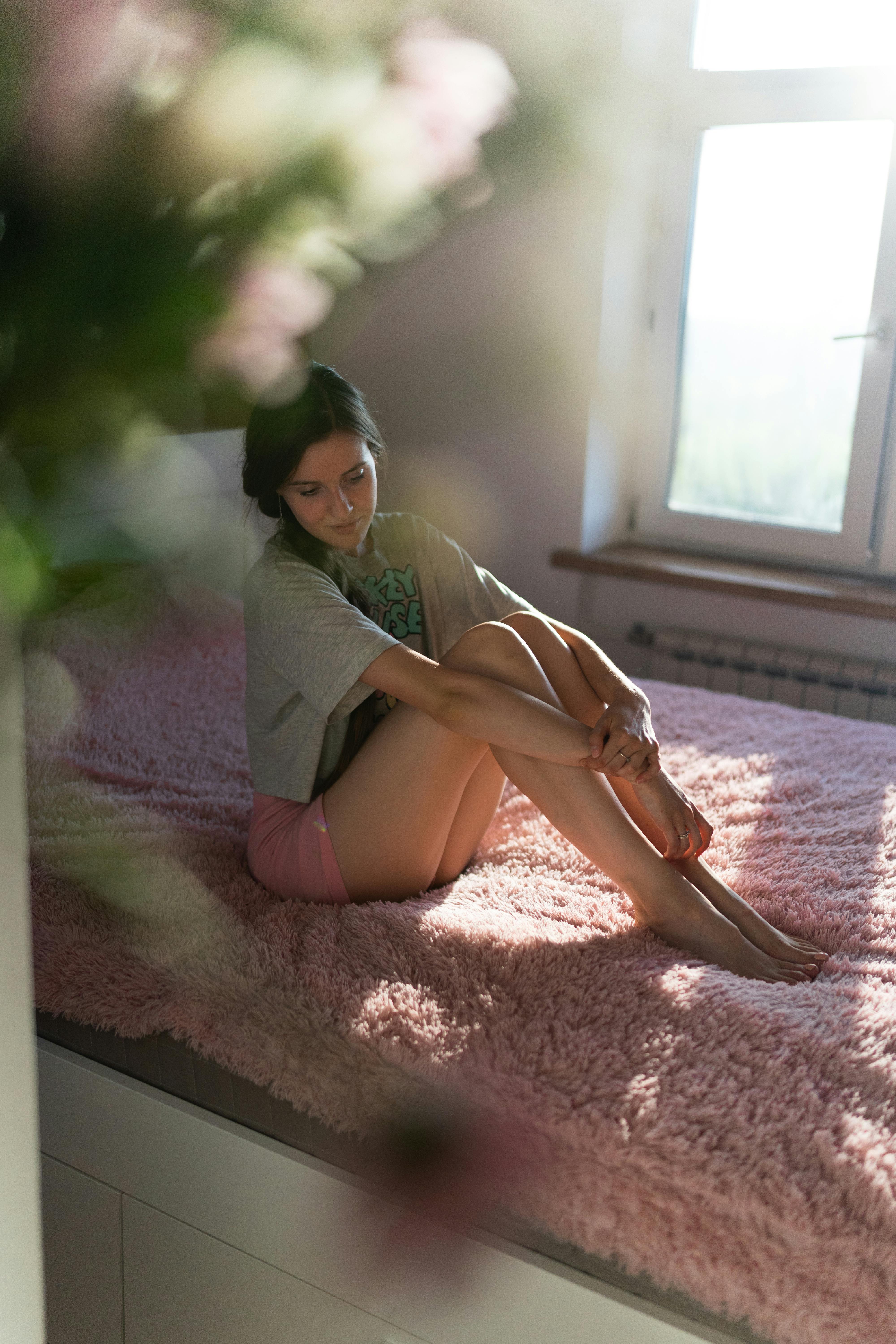 Zadarmo Fotobanka s bezplatnými fotkami na tému deka, denné svetlo, dievča Fotka z fotobanky