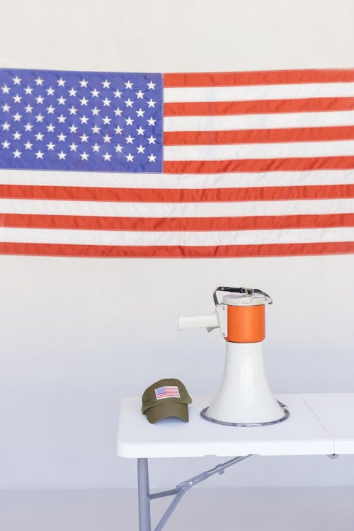 Kostenloses Stock Foto zu amerikanische flagge, begrifflich, kappe