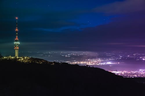 Antena Budynków W Nocy