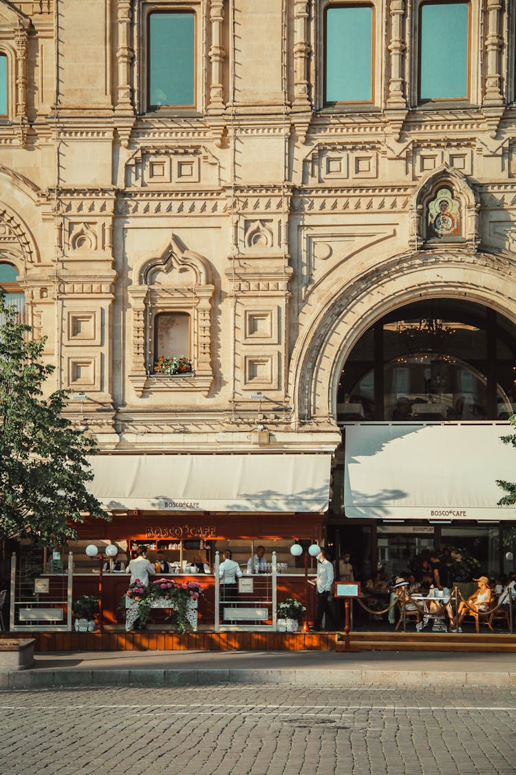 People Dining Al Fresco 