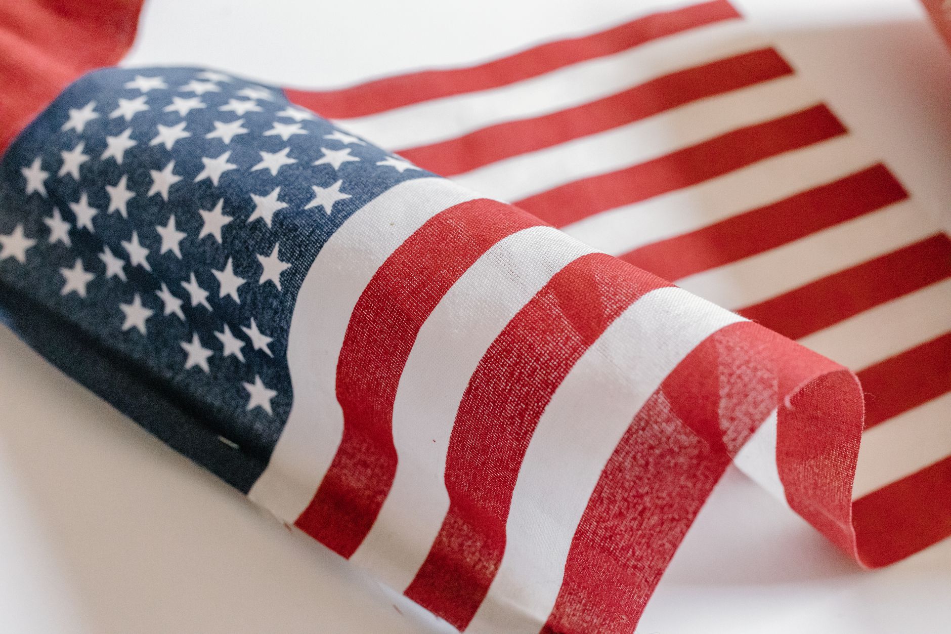 De ce politicienii britanici se îndreaptă spre giganții americani din domeniul tehnologiei