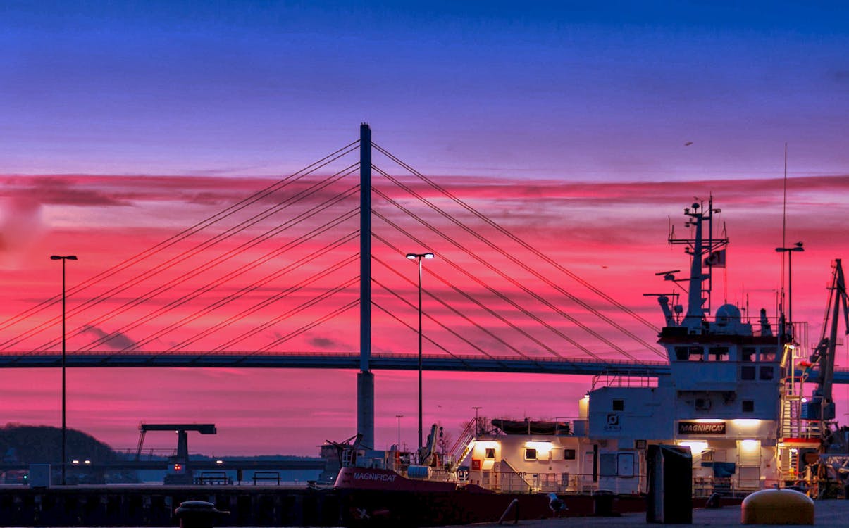 Ilmainen kuvapankkikuva tunnisteilla aamu, ajoneuvo, auringonlasku