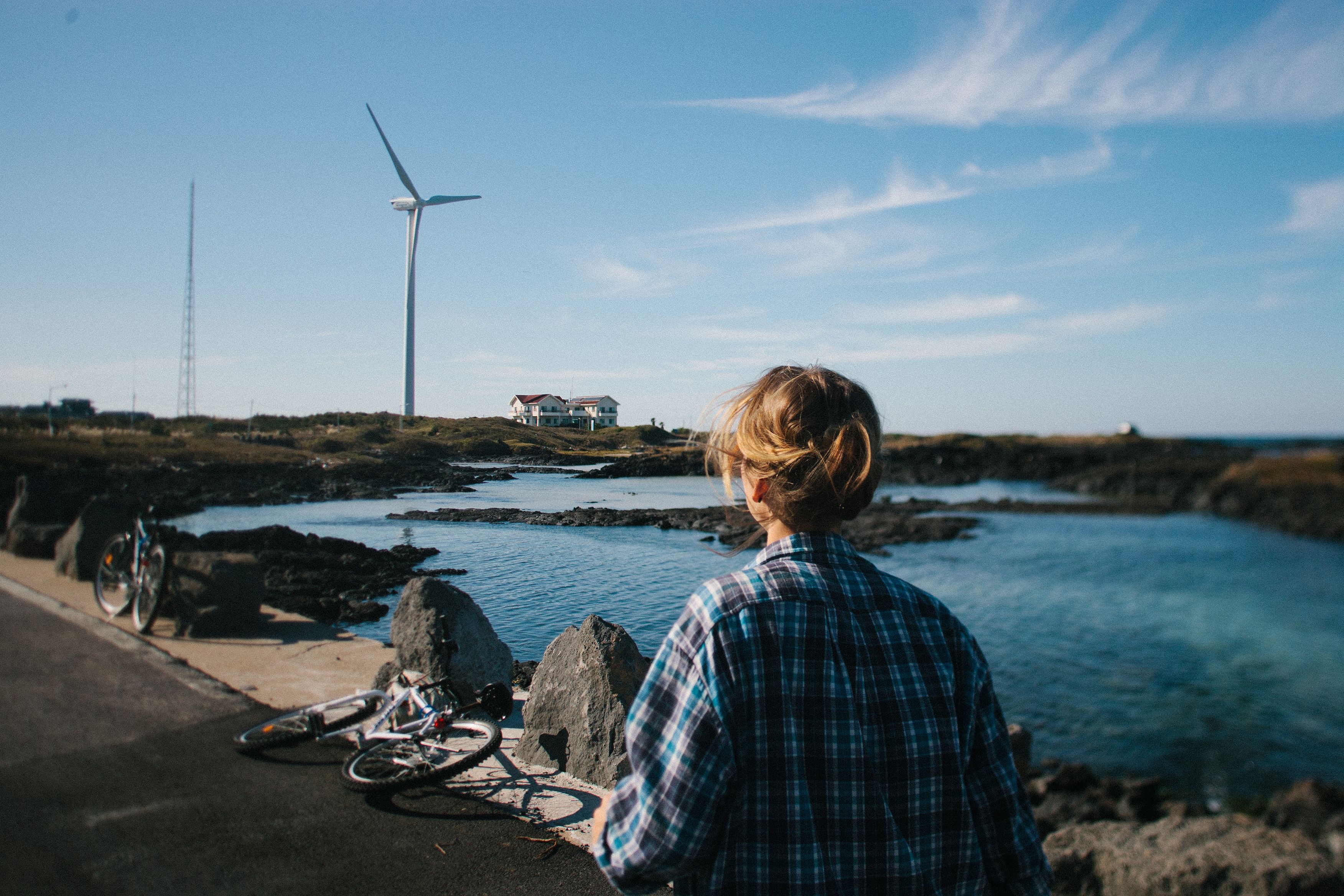 What happens afterwards? The lifecycle of renewable energy facilities — Photo by Dasha Klimova on Pexels