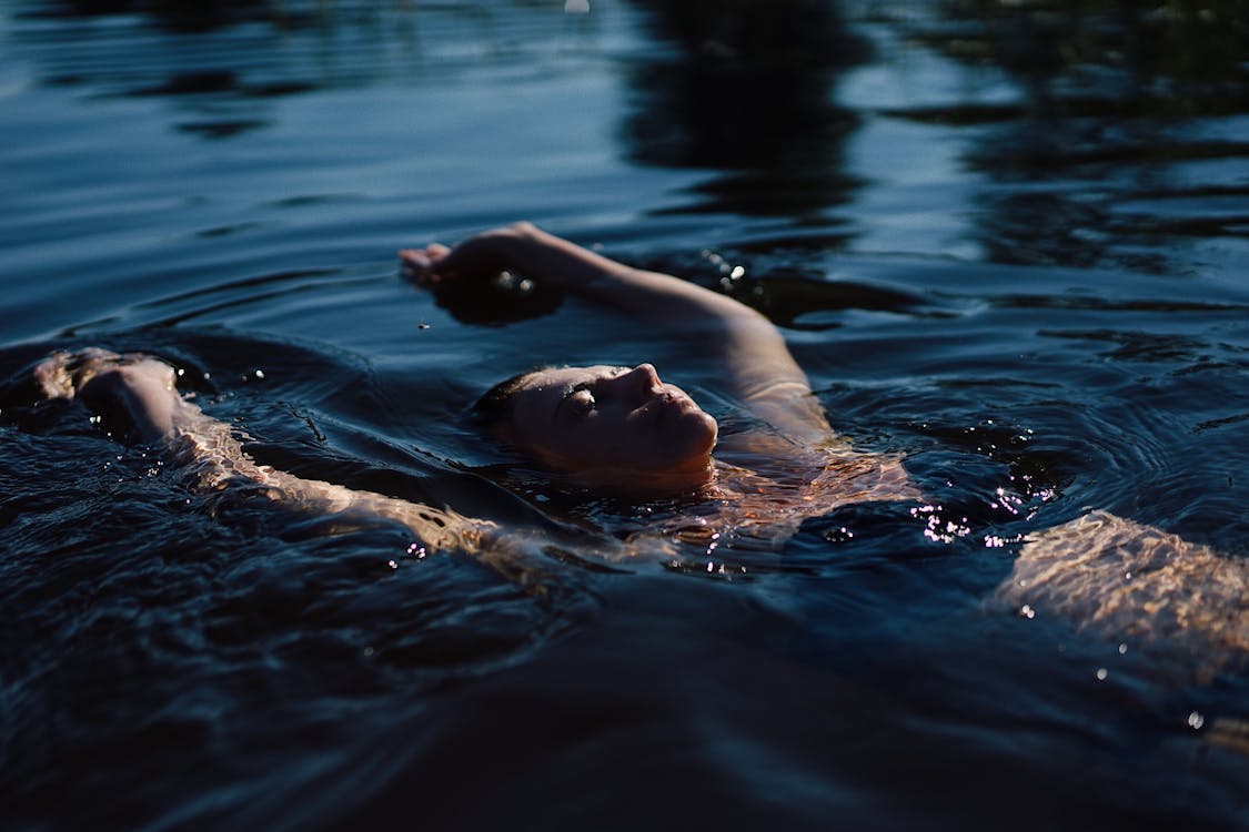 Woman in Water · Free Stock Photo