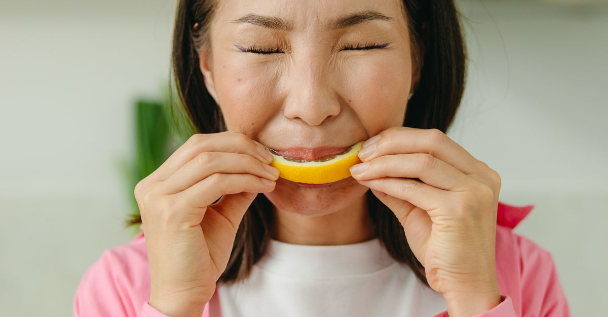 Lemon Eating Express Woman Eating Lemon Β· Free Stock Photo