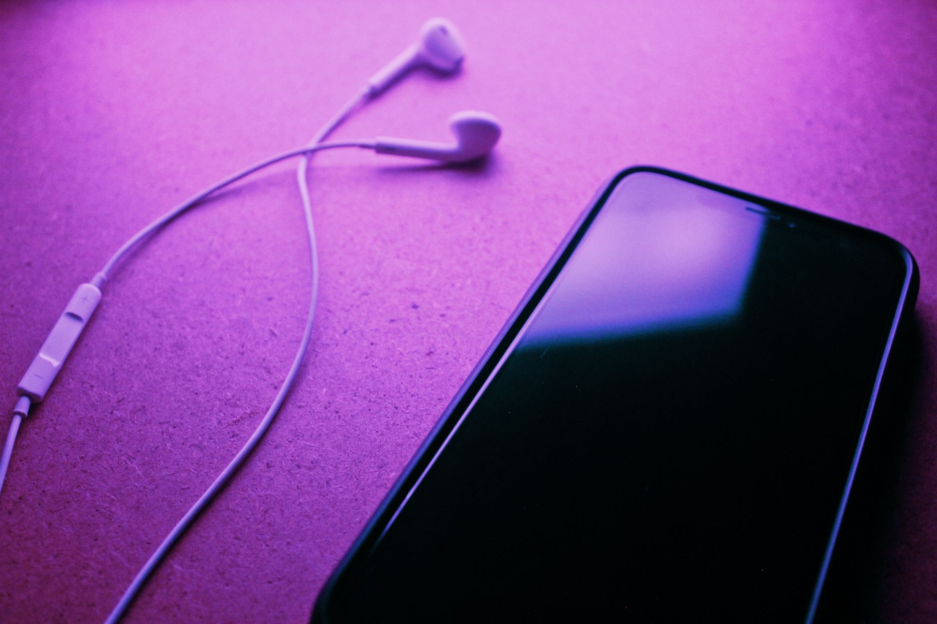 Offline playlists while traveling