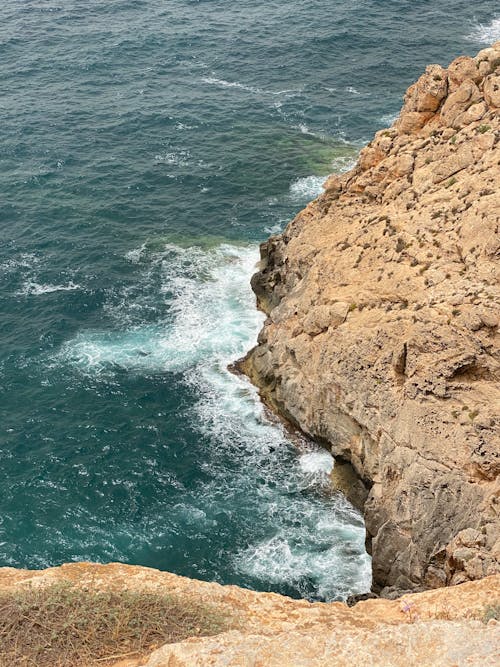 垂直ショット, 崖, 海の無料の写真素材