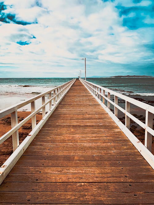 Free Landscape Photography of a Pier Stock Photo