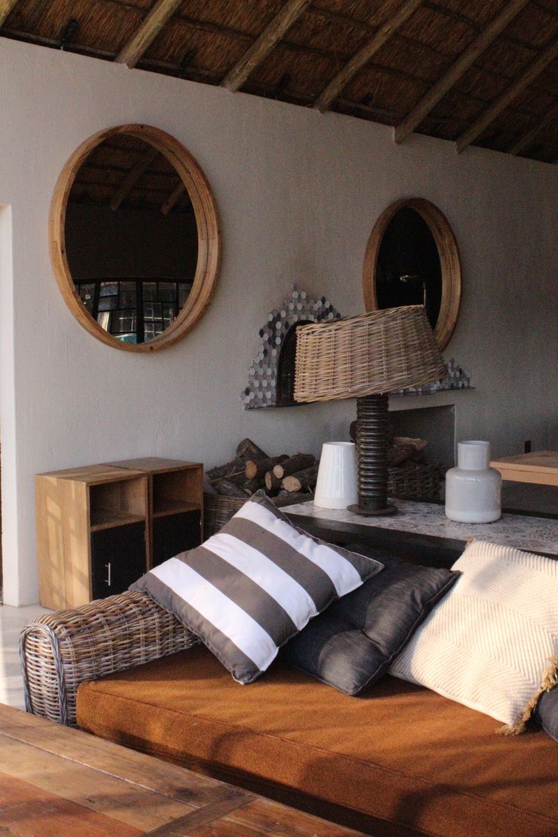 Home & Living