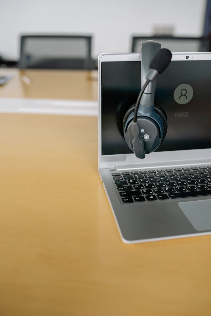 How to Train E-commerce Staff on Digital Age Gate Escalations
