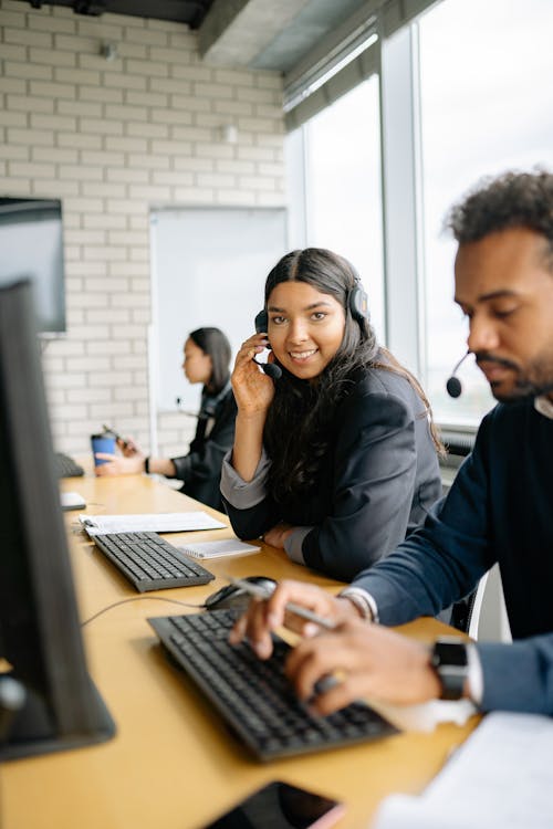 Kostenloses Stock Foto zu agenten de call center, arbeit, arbeiten