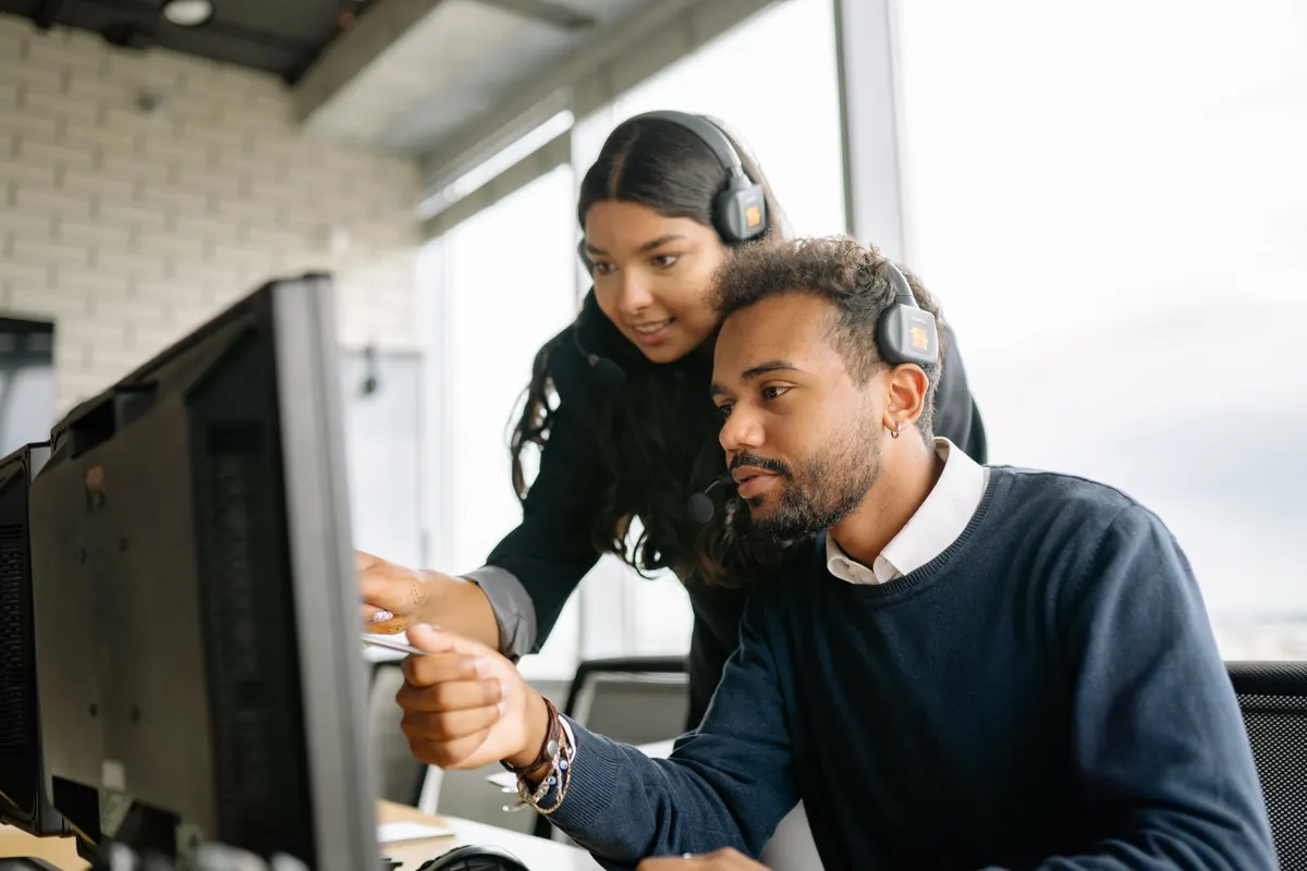 Help desk terceirizado para empresas: como funciona e quando vale a pena?