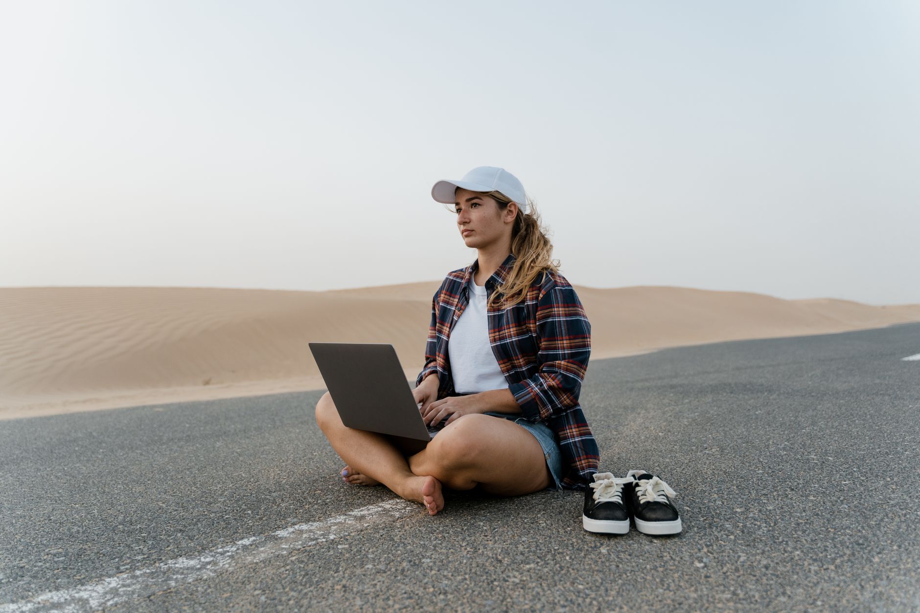 Digital Nomad Hotspots: How Saily eSIM Transformed Internet Quality in Bali and Lisbon