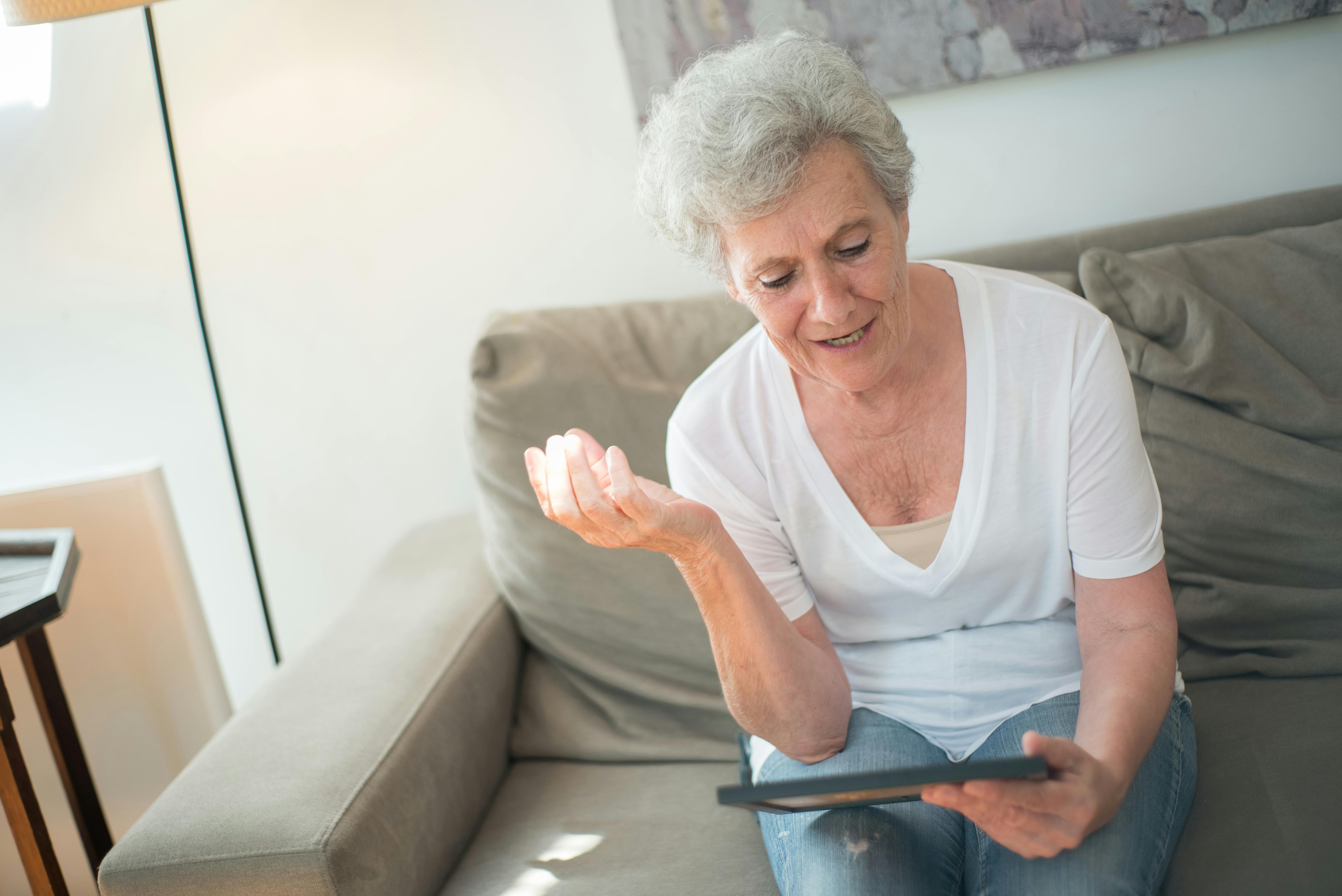 Study Finds Digital Therapy App Improves Student Mental Health | Newswise — Photo by Kampus Production on Pexels