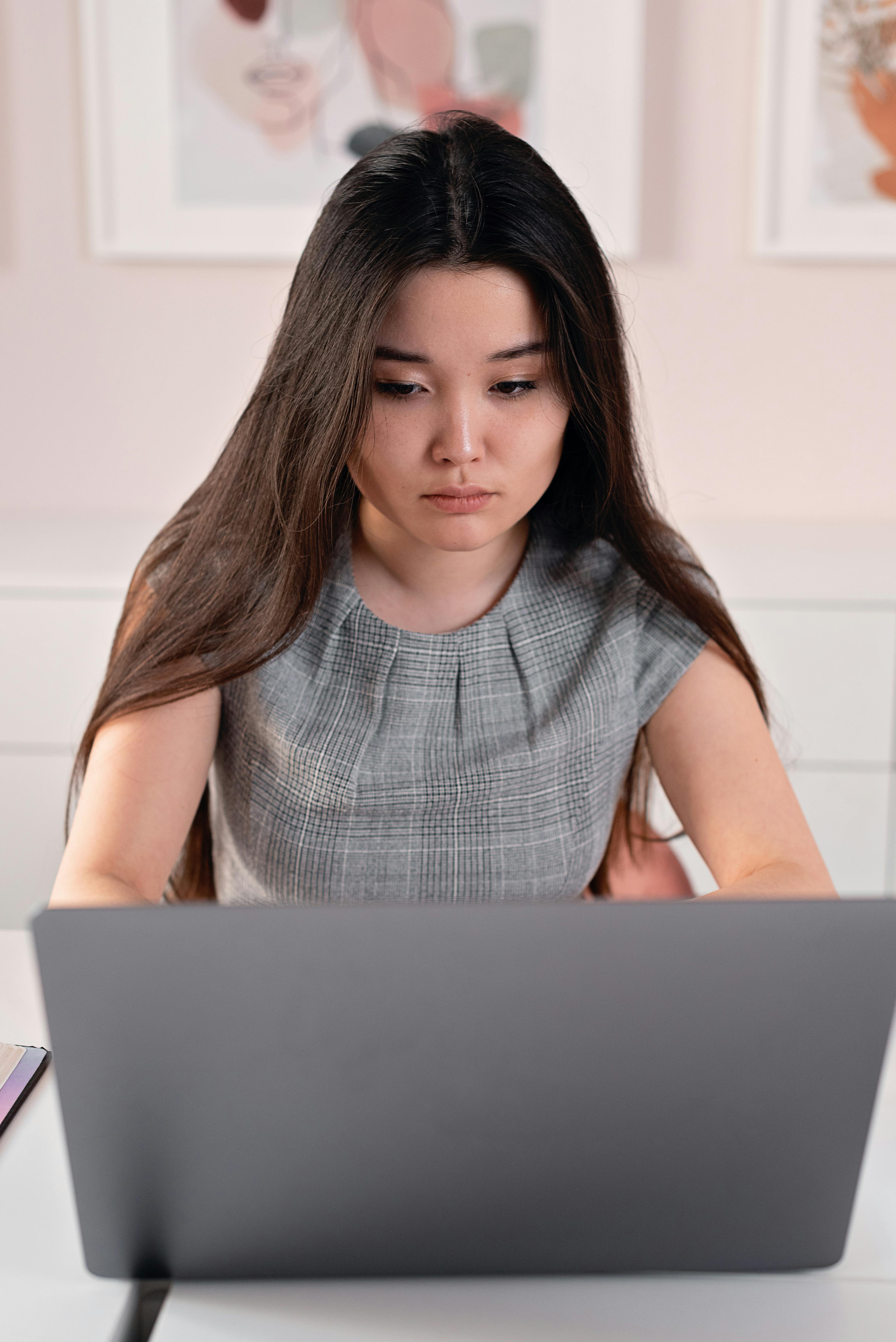 Freelancing As a Long-Term Career Choice: Why It’s Worth Considering 7 Why Millennials and Gen Z Are Choosing Freelancing for Their Long-Term Career Growth