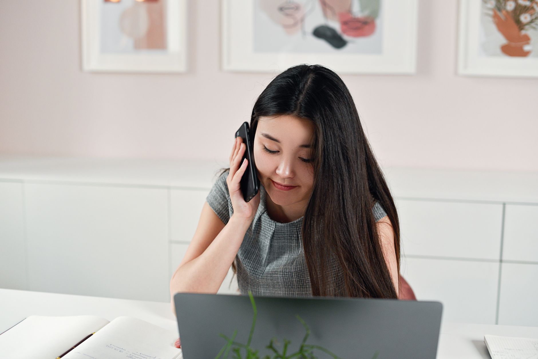 Song Tử cần cân bằng giữa nhiều khía cạnh trong công việc và cuộc sống.