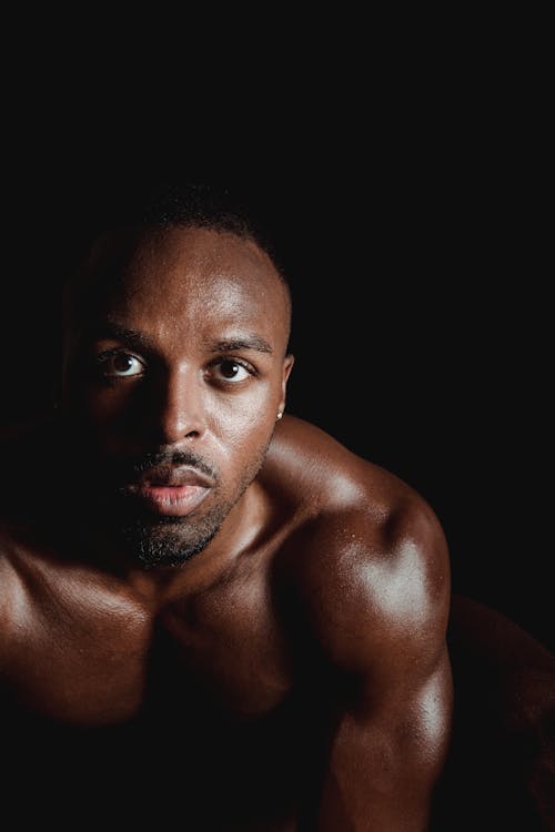 Δωρεάν στοκ φωτογραφιών με άνδρας, αφροαμερικανός άντρας, γυμνός από τη μέση