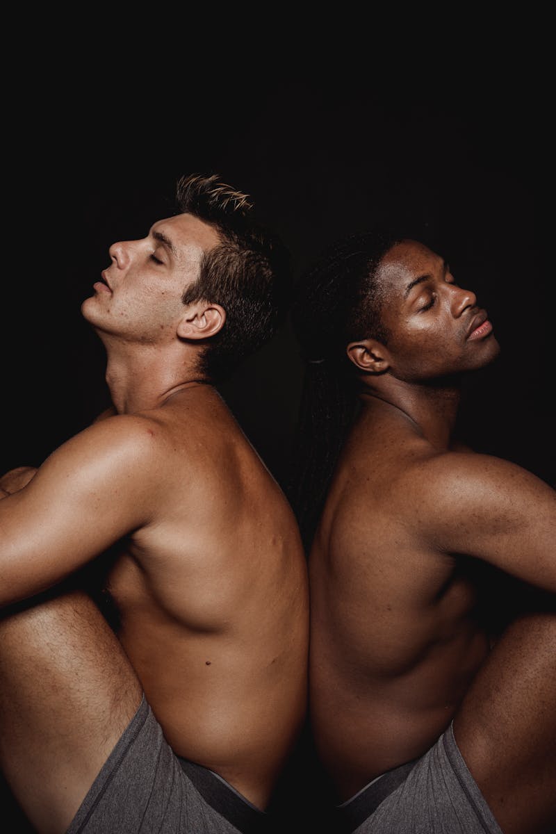 Schéma de strates géologiques et instrumentation de terrain