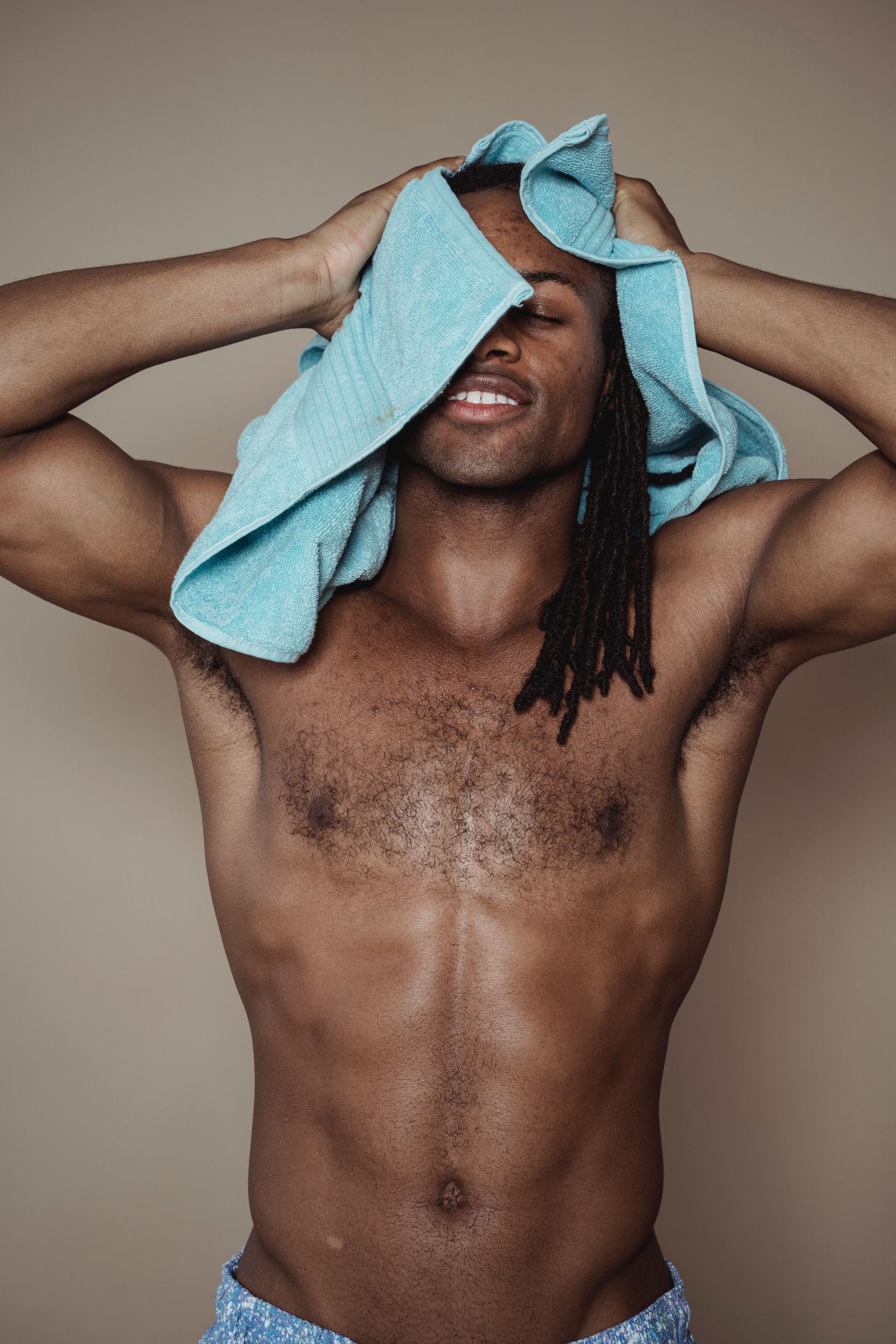 Épilation hommes torse