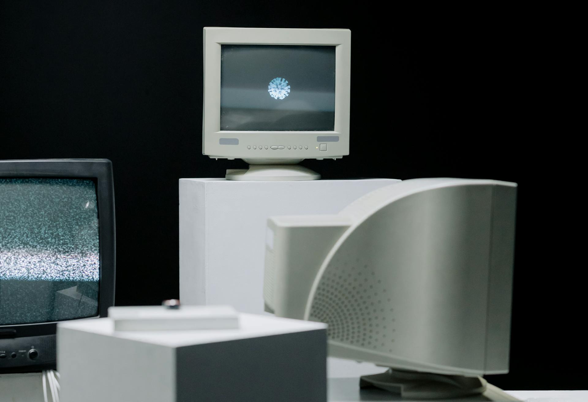 Computer Monitors in a Laboratory