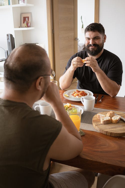 adam, aynı cinsiyet, beraberlik içeren Ücretsiz stok fotoğraf